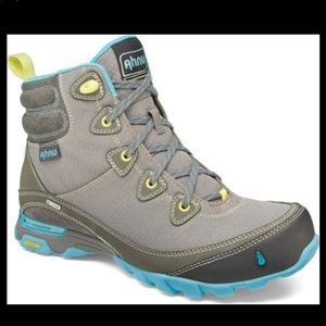 Used once Ahnu sugar pine waterproof hiking boots